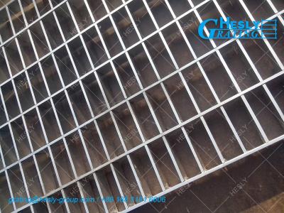 China Hot Dipped Galvanized Pressure Locked Bar Grating | 30X100mm hole | 30X5mm bearing bar | HeslyGrating Factory for sale