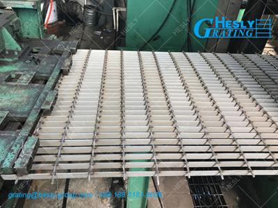 China HESLY SS304 Welded Bar Grating | 30X3mm bearing bar | 40mm load bar pitch | 50mm cross bar pitch | Hesly Grating China for sale