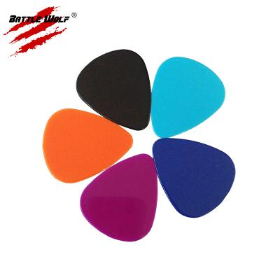 China High Quality GUITAR White Guitar Pick Black Nylon for sale