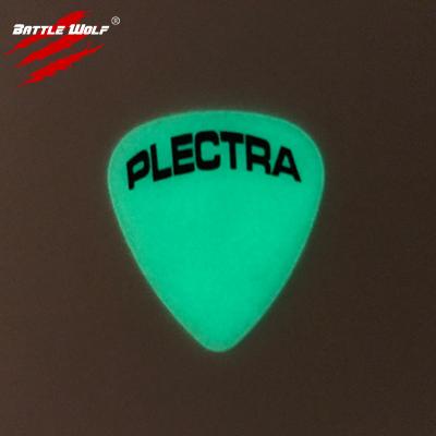 China Original Custom Noctilucent GUITAR Fashion Guitar Pick for sale