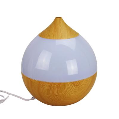 China 2020 Factory High Quality Hit Mini Hum Diffuser RV Humidifier LED Ultrasonic Aroma Diffuser 300ml Wood Grain for sale