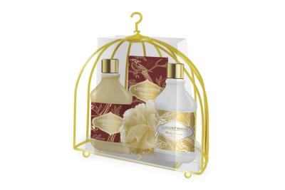 China Goud Geplateerde die Bird Cage Luxury Spa Gift met Douchegel wordt geplaatst, Lichaamslotion, Badzout, Spons Te koop