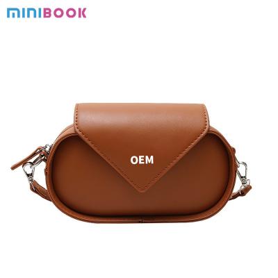 China Disponível Bolsas de moda feminina Bolsa Crossbody Feminina Pequena Bolsa Chain Shoulder Messenger Bag à venda