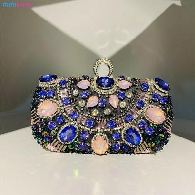 Cina Style Evening Bag Handmade Bags Spherical Round Beaded Flowers Ladies Peal Party Bag in vendita