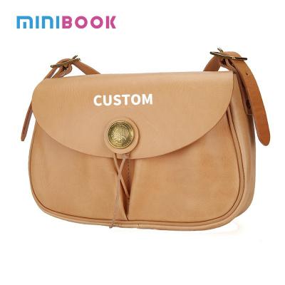 China Handmade Vintage Men's Shoulder Crossbody Bag with Top-Layer Vegetable Tanned Leather for sale