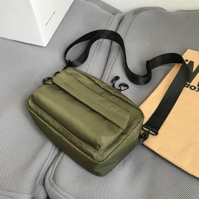 China Waterproof Durable Nylon Unisex Fashion Cross Body Sling Bag for Teenager Solid Color for sale