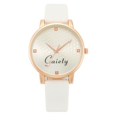 China Fashionable Polished PU Leather Watch Alloy Gold Case Lady Waterproof Watch Style New fd104 for sale