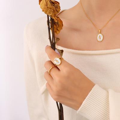 China Fashionable Wholesale Luxury Tasty Flower Shell Flower Shell Copper Adjustable Gold Rings for sale