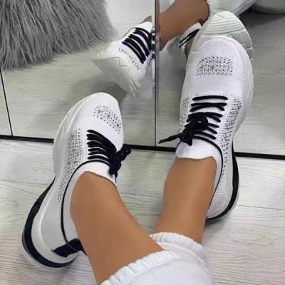 China 2021 fashion spring summer new rhinestone mesh breathable running shoes large size woven woven flying sports shoes women's running shoes for sale