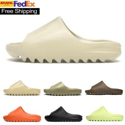 China Original high quality slippers custom made lightweight yezzy slippers foam foam yeezy slipper men women runner sandals for sale