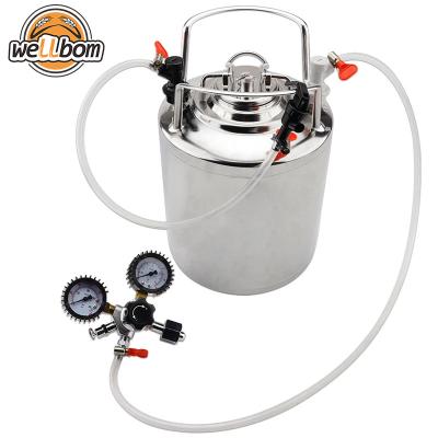 China Safe and Stable Home Brew CO2 Regulator Beer Tap Dispenser Kit 2.5 Gallon Beer Keg Cornelius Stainless Steel 10L Barrel for sale