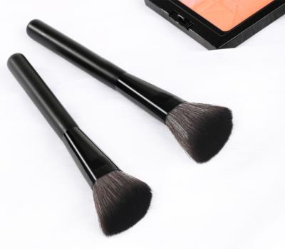 China Angular Blush Simple Angled Makeup Brush Private Label High Quality Dense Bristles Make Up Brushes Angled Makeup Brush Beauty Ever for sale