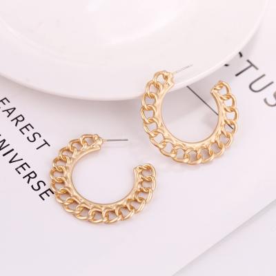 China Hiphop ADELANTE Exaggerated Creative Chain Semicircle C Shaped Hollow Annular Metal Circle Custom Earrings for sale