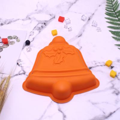 China New Design 2021 Christmas Cloche Food Grade Silicone Easily Cleaned Baking Mold For Making Chocolate Cake Jelly for sale