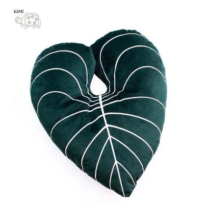 China Hot Selling Fun Pillow Heart Leaf Shaped Tropical Plant Pillow Soft Plush Monstera Wearable Decorative Tile for sale