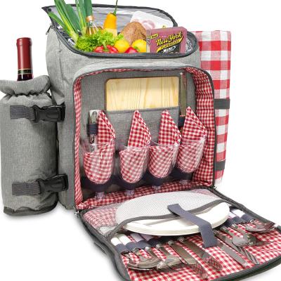 China Food Cooler Bag 4 Person Picnic Backpack Cool Bag Included Cutlery Dining Set Covering Cups Dishes for sale