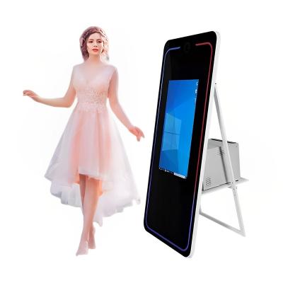 China Magic Event Mirror Photo Booth Led Frame Screen Case Carry Mirror Selfie Photo Booth Mirror Photo Booth with Printer and Camera for sale