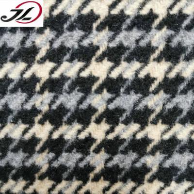 China Wholesale Viable Poly Woven Yarn Dyed Houndstooth Check Tweed Fabric for sale