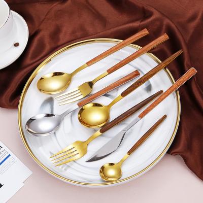 China Viable wholesale restaurant hotel gold plated flatware silverware stainless steel flatware set for wedding with gift box for sale