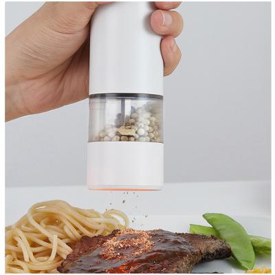 China Viable Basic Kitchenware Adjustable Pepper Grinder Bottle Automatic Salt Battery Operated Electric Grinder for sale