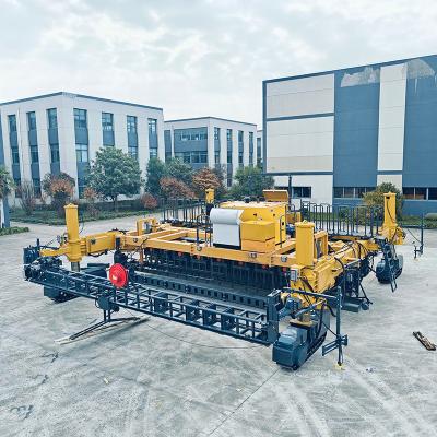 China 16 Circuitos vibratorios Maquina de pavimentación Ancho de pavimento 3500/4000-8000 mm Precisión suave en venta