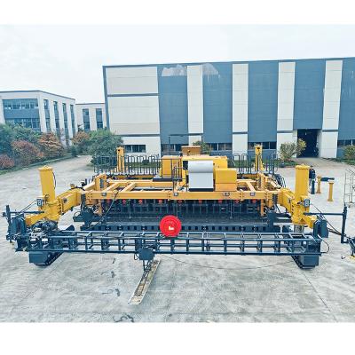 China Beton Slip Form Paver met 400L water tank en 177KW motor vermogen Te koop