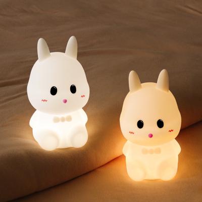 China Creative Rabbit Aromatherapy Lamp Perfect for Children's Night Time LED Light Sourc for sale