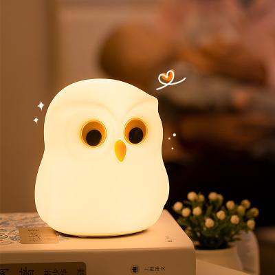 China Sensor Controlled Auto Sensor Led Night Light Bedroom Led Night Light with Mood Light for sale