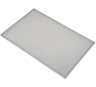 China Custom Viable Silicone Bar Runner Mat Nitrile Rubber Bar Rail Mat Puddle Mat for sale