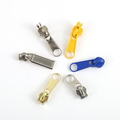 China Nickel Free Wholesale Custom Non Lock Nylon Zipper Sliders For Luggage Bag for sale