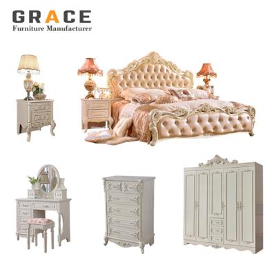 China Luxury Modern Hot Sale Wooden Hotel Bedroom Furniture Set for sale