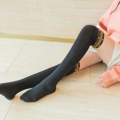 China QUICK DRY women's thigh high bangs shinning striped cotton over the knee socks with stars for sale