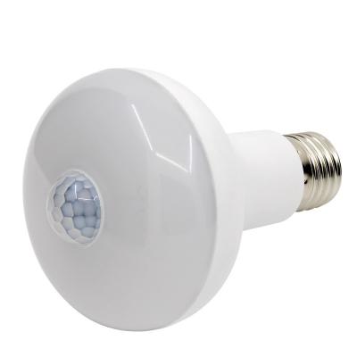 China RoHS E27 B22 PIR LED Sensor Bulb Light CE Supplier Residential 15 Years Led Light for sale