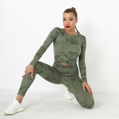 China New Breathable Green Tie Dyed Yoga Suit Yoga Set Fitness Women's Activewear Tie Dye Long Sleeve Yoga Set for sale