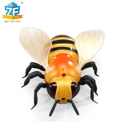 China Drop Shipping Lifelike Rc Honeybee Bug Toys With Growing Eyes IR Insect Animal Toys Summer Game Te koop