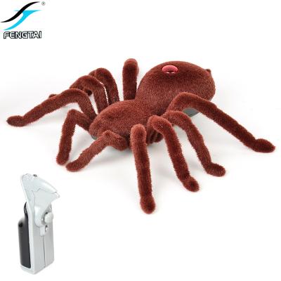 China Halloween Animal toys 2ch with LED lights Rc Spider toy en venta