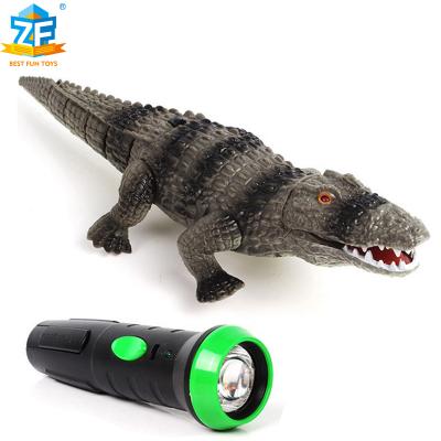 中国 Drop Shipping Alligator Wild Animal Animal Toy Remote Control Toys Kids Summer Game 販売のため