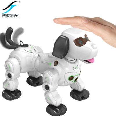 China 2.4G 4Channel Artificial Intelligence Puppy Dance Kid Smart Toy Intelligent Dog Rc Robot Toy For Kid Q1P zu verkaufen