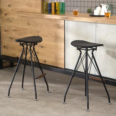 China Modern Style Kitchen Mesh Metal Bar Stool Chair with Leather Seat for sale