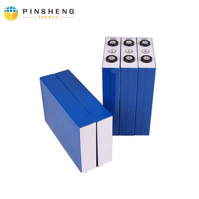 Chine cellule de batterie lifepo4 280 oh pour la pile solaire, cellule prismatique plate de batterie d'ion de lithium, cellule de batterie de 3.2v 120ah 200ah lifepo4 à vendre