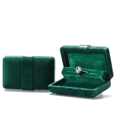 China Green personalized custom made imitation fur packaging boxes logo ring necklace jewelry packaging with pocket for wedding for sale