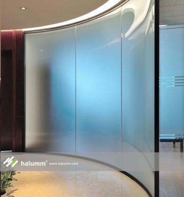 China Assemble and Partition Eco-friendly Modern Glass Wood Office Partition Design Office Interior Design Modular Soundproof Partition for sale