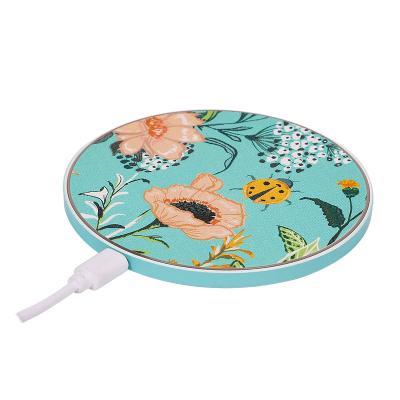 China High Quality Newest Model Mobile Phone Printing LED Lamp With Wireless Phone Charging Pad for sale