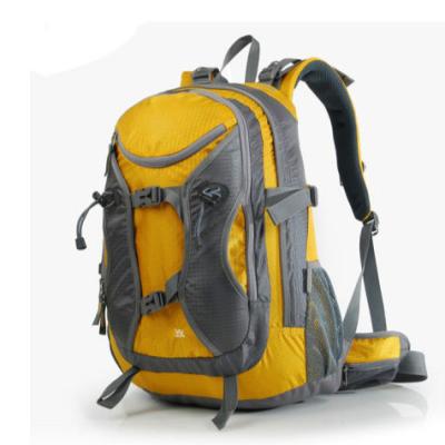 China 70L Camping Climbing Outdoor Wholesale Waterproof Hiking Backpack for sale