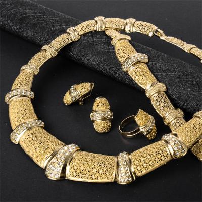 China CLASSIC Nigerian High Quality Copper Cubic Zirconia Jewelry Set Women Wedding Party for sale