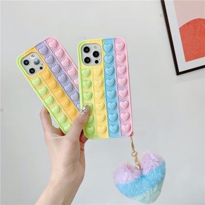 China Amazon Hot Selling 3D Shockproof Heart Shape Push It Bubble Silicone Wiggle Person Toys Phone Case For iPhone 12 11 Pro Max for sale