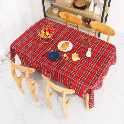 China Modern High Quality Merry Christmas Table Cover 60Inch X 120Inch 98%Polyester 2%Metallic Yarn Party Red Checked Table Cloth for sale