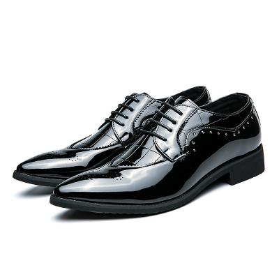 China Amazon AliExpress Extra Large Light Explosive Shiny Patent Leather Brogue Pointed Toe Shoes Large Size 48 for sale