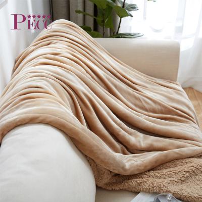 China Professional Supplier Best Price Custom Hotel Blanket Folded Custom Adult for sale