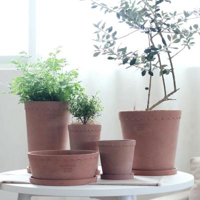 China Simply Classic Style Colored Dye Cement Flower Pots In Red Color With Saucer For Garden Decor for sale